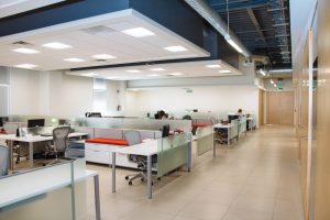 McKinsey Report Warns That Office Property Valuations Could Plummet by US$800 Billion Due to Hybrid Work
